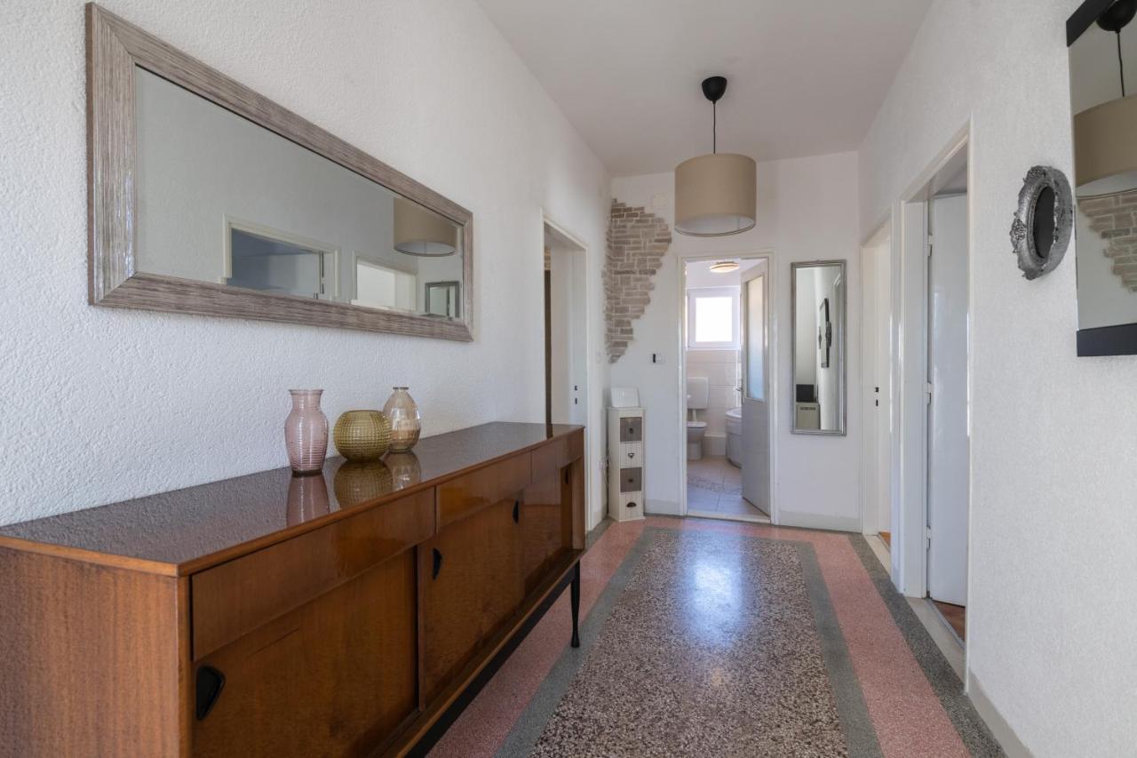 Villa Daniel Pula Bagian luar foto